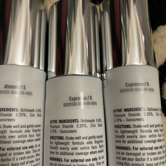 Rodan & Fields Radiant Defense Perfecting Liquid - Picture 2 of 3